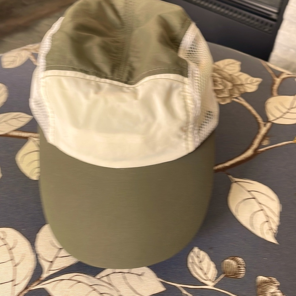 Anthropologie Women’s Outdoor Hat (S/M)